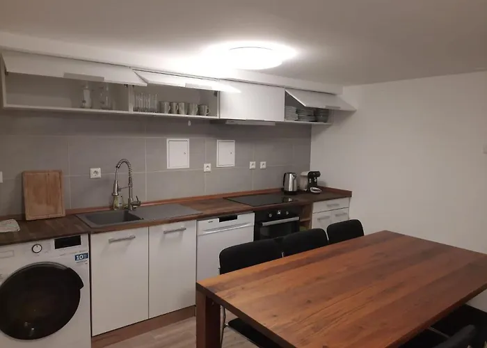 Erholungsheim Im Wienerwald Habitación en casa particular *