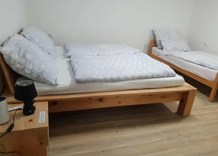 Erholungsheim Im Wienerwald Habitación en casa particular Irenental